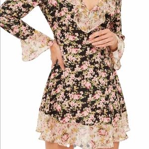 Floral mini dress for fall and winter